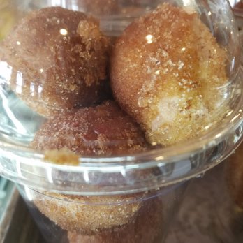 Diamond Dust Bakery & Coffee Shop - Bakeries Near Me - Saint Peter, Minnesota