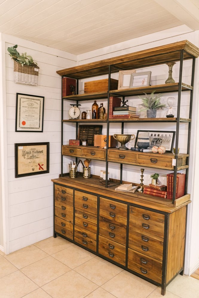 THE RUSTIC WAREHOUSE 22 Photos & 19 Reviews 1411 S Goliad St