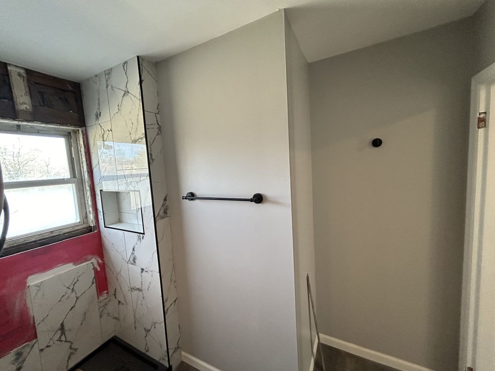 Slide of Elders Construction