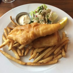 Worldwide Cafe at Four Points - Had cod fish and chips... Tasty fish!