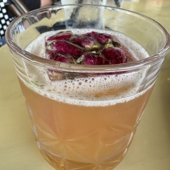 District Bar and Kitchen - Featured drink: a fruity old fashioned - Bars Near Me - Ocala, Florida