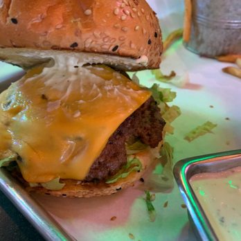 Bill's Place - Cheese burger and fries - Bars Near Me - Yakima, Washington Bill's Place - Cheese burger and fries - Bars Near Me - Yakima, Washington