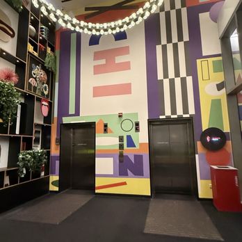 CitizenM Chicago Downtown Hotel - Elevator up to check in - Hotels Near Me - Chicago, Illinois CitizenM Chicago Downtown Hotel - Elevator up to check in - Hotels Near Me - Chicago, Illinois