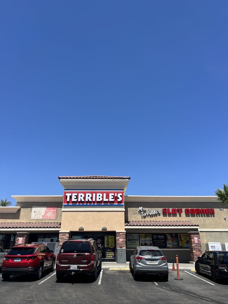 CHEVRON Updated August 2024 18 Photos & 11 Reviews 70 N Falcon