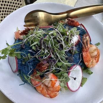 Queen Violet WeHo - Magic noodles - Chinese Near Me - West Hollywood, California Queen Violet WeHo - Magic noodles - Chinese Near Me - West Hollywood, California