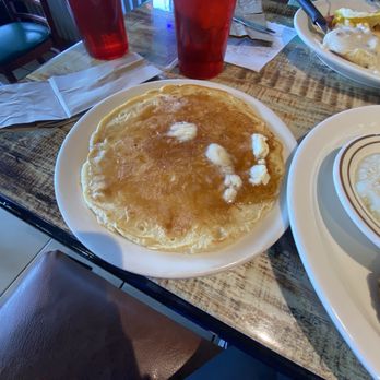 Hillbilly Grill - New American Near Me - West Jefferson, North Carolina