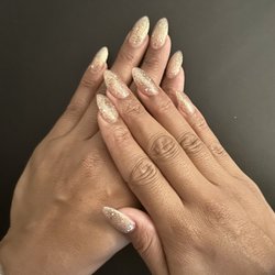 Mai's Nail Salon - Acrylic with gel overlay