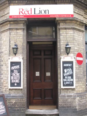 The Red Lion Hotel by null