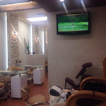 Paradise Nail - Inside the salon - Nail Salons Near Me - Pompton Plains, New Jersey
