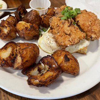 Phoebe's Diner - Fried Chicken Biscuit - Breakfast & Brunch Near Me - Austin, Texas Phoebe's Diner - Fried Chicken Biscuit - Breakfast & Brunch Near Me - Austin, Texas
