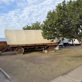Big Texan RV Ranch - Covered wagons - RV Parks Near Me - Amarillo, Texas