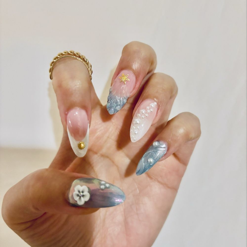 Beach Nails