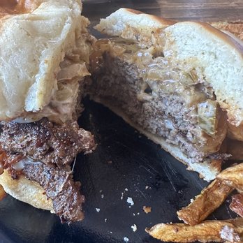 Bummie's On Main - Cajun Burger - Burgers Near Me - Newark, Ohio