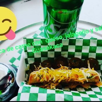Guasakaca - Flauta de carne con jalapeño y queso bañada con Guasakaca - Food Trucks Near Me - Spring, Texas