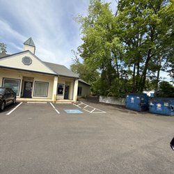 Chalfont Asian Massage Spa - Entrance to 29 West Butler Pike, suite 800 in Chalfont Plaza, Chalfont PA