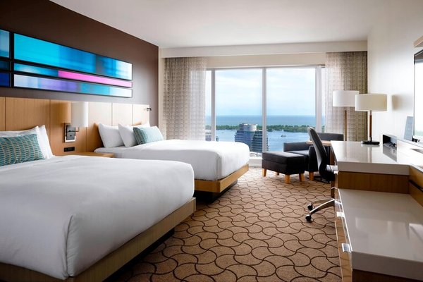 Delta Hotels Toronto by null