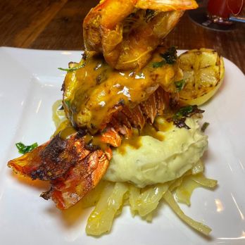Blvck Cow - Curry Lobster Tail - Cocktail Bars Near Me - Bowie, Maryland