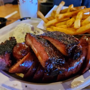 Stiles Switch BBQ & Brew - Barbeque Near Me - Austin, Texas