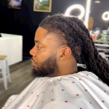 Kelso's Barber Studio - by Kyle R - Barbers Near Me - Anchorage, Alaska Kelso's Barber Studio - by Kyle R - Barbers Near Me - Anchorage, Alaska