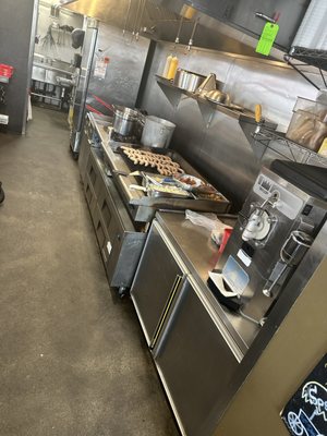 Billy’s Gourmet Hot Dogs by null