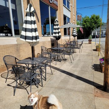 Coyote Coffee Cafe - Pickens - Outdoor seating for you and your pup - Sandwiches Near Me - Pickens, South Carolina