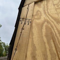 Dar'rell Santini Fields Contracting - Split wood