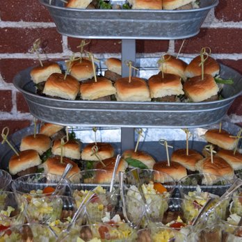 The Knotted Apron - Caterers Near Me