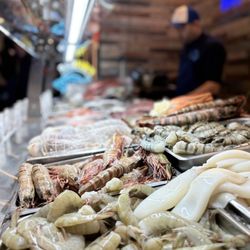 IBN Hamido Seafood - You pick it they cook it....