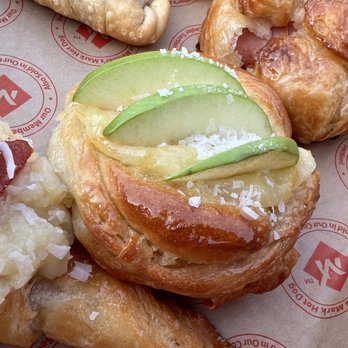 Di Gennaro Bakery - Bakeries Near Me - Richmond, Virginia Di Gennaro Bakery - Bakeries Near Me - Richmond, Virginia