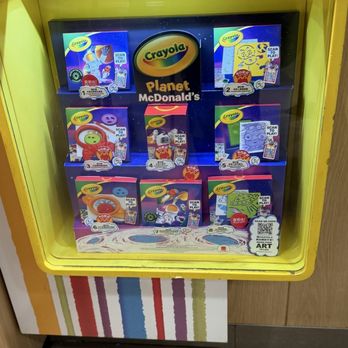 麥當勞 - Happy Meals - Fast Food Near Me - Hong Kong, HK
