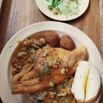 Vic's Touchdown Grill - Beer Bar Near Me - Raceland, Louisiana Vic's Touchdown Grill - Beer Bar Near Me - Raceland, Louisiana