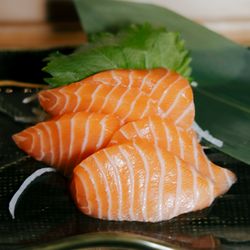 Satoshi Sushi - Salmon Sashimi