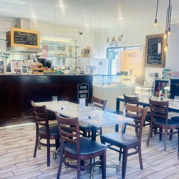 The French Spot - Cute French cafe hidden in Cedar City - Coffee & Tea Near Me - Cedar City, Utah The French Spot - Cute French cafe hidden in Cedar City - Coffee & Tea Near Me - Cedar City, Utah
