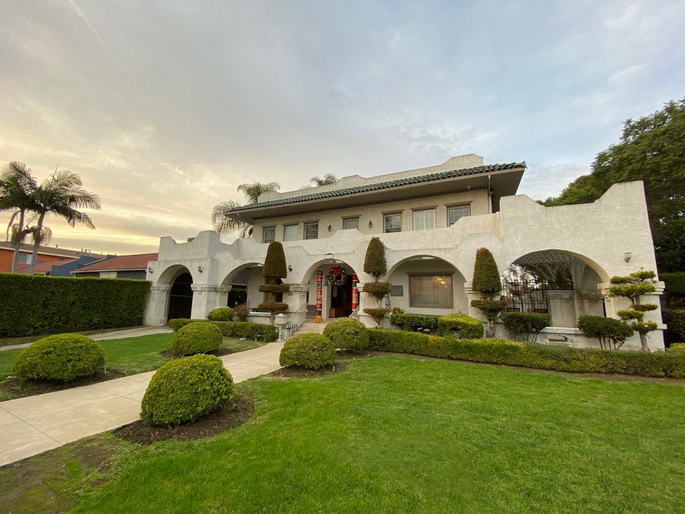 Sivananda Yoga Vedanta Center - social services organization in Los Angeles, CA