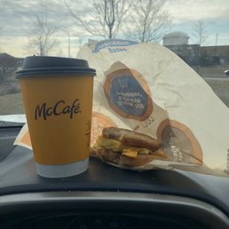 #5 McGriddle Mocha Mint Coffee Sucks! #5 McGriddle Mocha Mint Coffee Sucks!