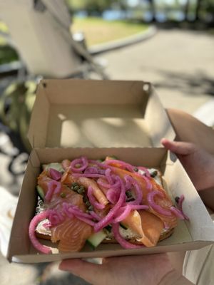 Liv's Juice + Acai Bar by null