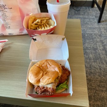 Chick-fil-A - Cold and unappetizing deluxe sandwich and fries - Fast Food Near Me - Chandler, Arizona
