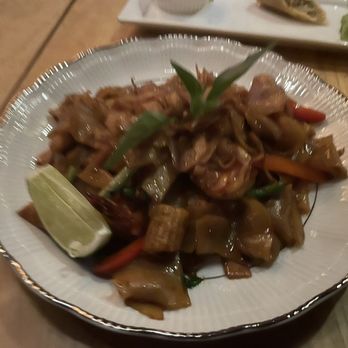 Lao Lao Bar - Drunken Noodles with Shrimp - Laotian Near Me - Toronto, Ontario Lao Lao Bar - Drunken Noodles with Shrimp - Laotian Near Me - Toronto, Ontario