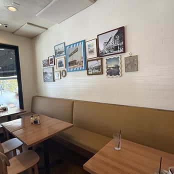 Kensington Cafe - Inside - Breakfast & Brunch Near Me - San Diego, California Kensington Cafe - Inside - Breakfast & Brunch Near Me - San Diego, California