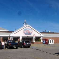 Bracketts Market