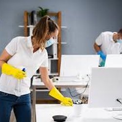 24/7 Cleaning Maintenance Services - Our office cleaning service offers meticulous, professional office cleaning to provide a fresh, clean environment.