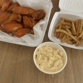 Wings Etc - 10 Piece Traditional Wings, Basket of Fries & Mac N Cheese - Chicken Wings Near Me - Springfield, Missouri