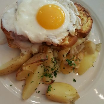 Le Petit Triangle Cafe - Croque madame  (croque monsignor with an egg) - French Near Me - Cleveland, Ohio