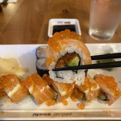 Mio Sushi - Bubble Bubble (Premium roll) + Yellowtail (6pc.) (Classic roll)