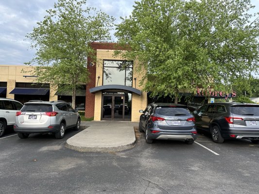 Aubrey's Maryville by null