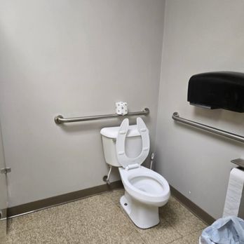 Hernandez Professional Cleaning - Office Cleaning Near Me Hernandez Professional Cleaning - Office Cleaning Near Me