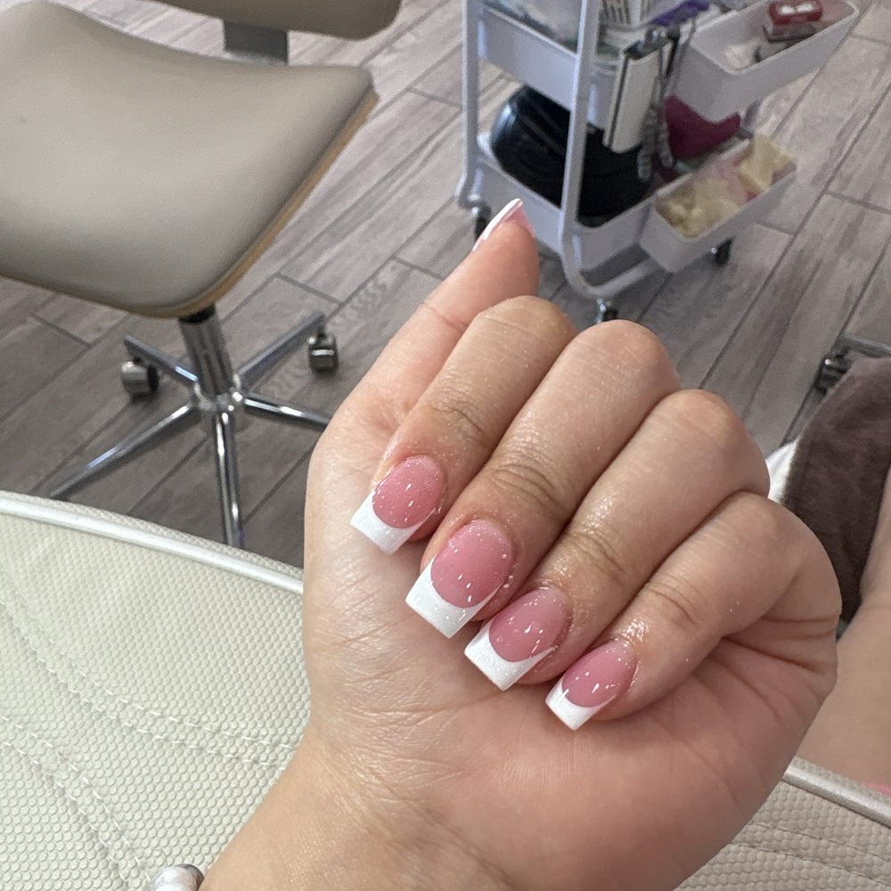 This was the best nail experience. There so sweet nice and very welcoming. Definitely recommend coming here. This was the best nail experience. There so sweet nice and very welcoming. Definitely recommend coming here.