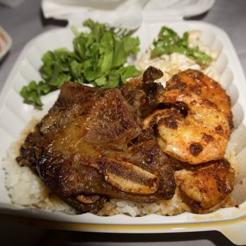 Waikiki Garlic Shack - Kalbi beef and spicy garlic shrimp w Mac salad - Seafood Near Me - Honolulu, Hawaii Waikiki Garlic Shack - Kalbi beef and spicy garlic shrimp w Mac salad - Seafood Near Me - Honolulu, Hawaii