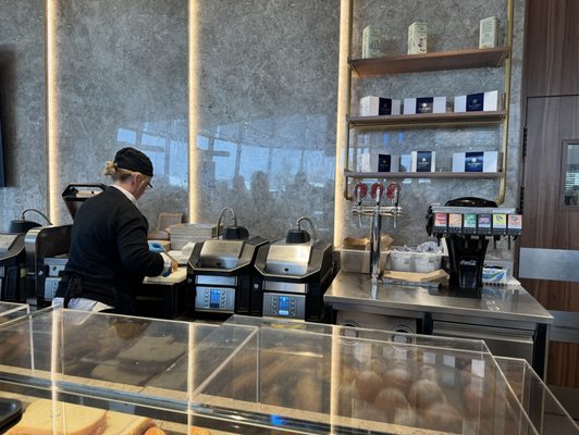 Autogrill Villoresi Est by null