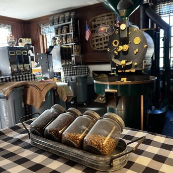 Mobjack Coffee Roasters and Petite Cafe - Roaster - Coffee Roasteries Near Me - Yorktown, Virginia